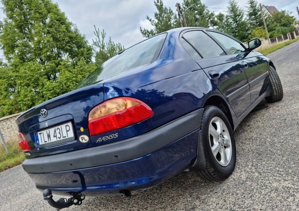 Toyota Avensis cena 8700 przebieg: 272000, rok produkcji 2002 z Krobia małe 121